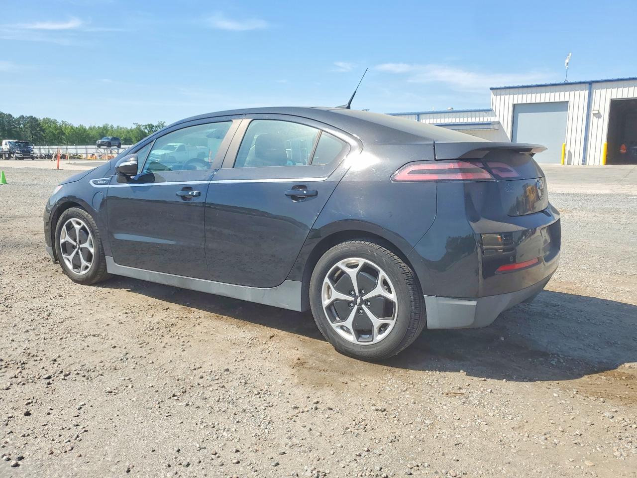 2014 CHEV Volt VIN 1G1RD6E44EU162555 photo 2