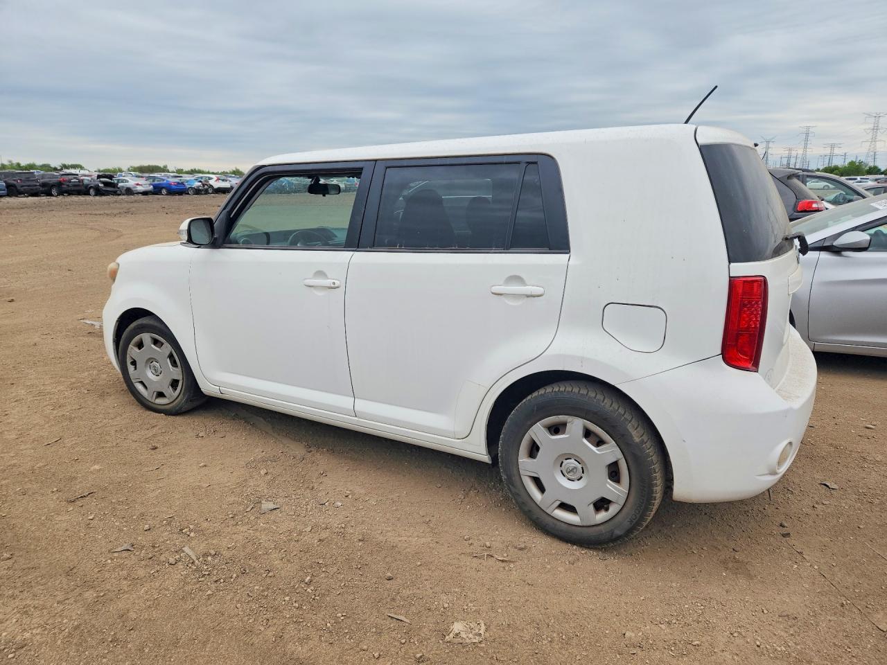2009 Toyota Scion VIN JTLKE50E491088663 photo 2
