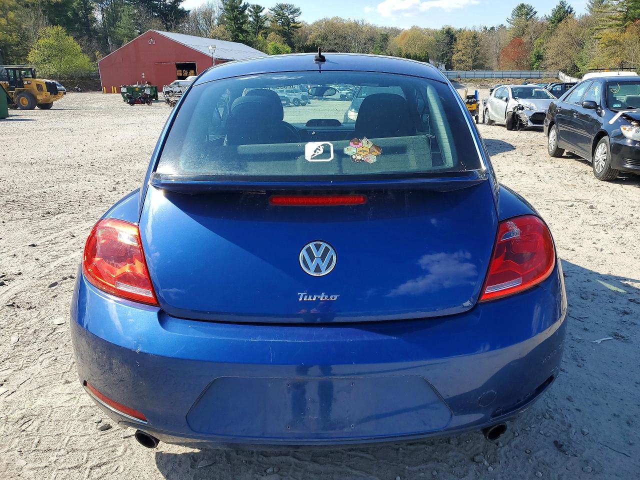 2012 Volkswagen Beetle VIN 3VW467AT3CM640123 photo 6