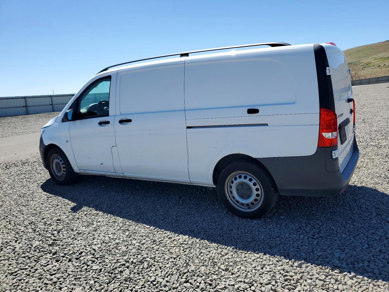 2019 Mercedes Metris VIN WD3PG3EA6K3573137 photo 2