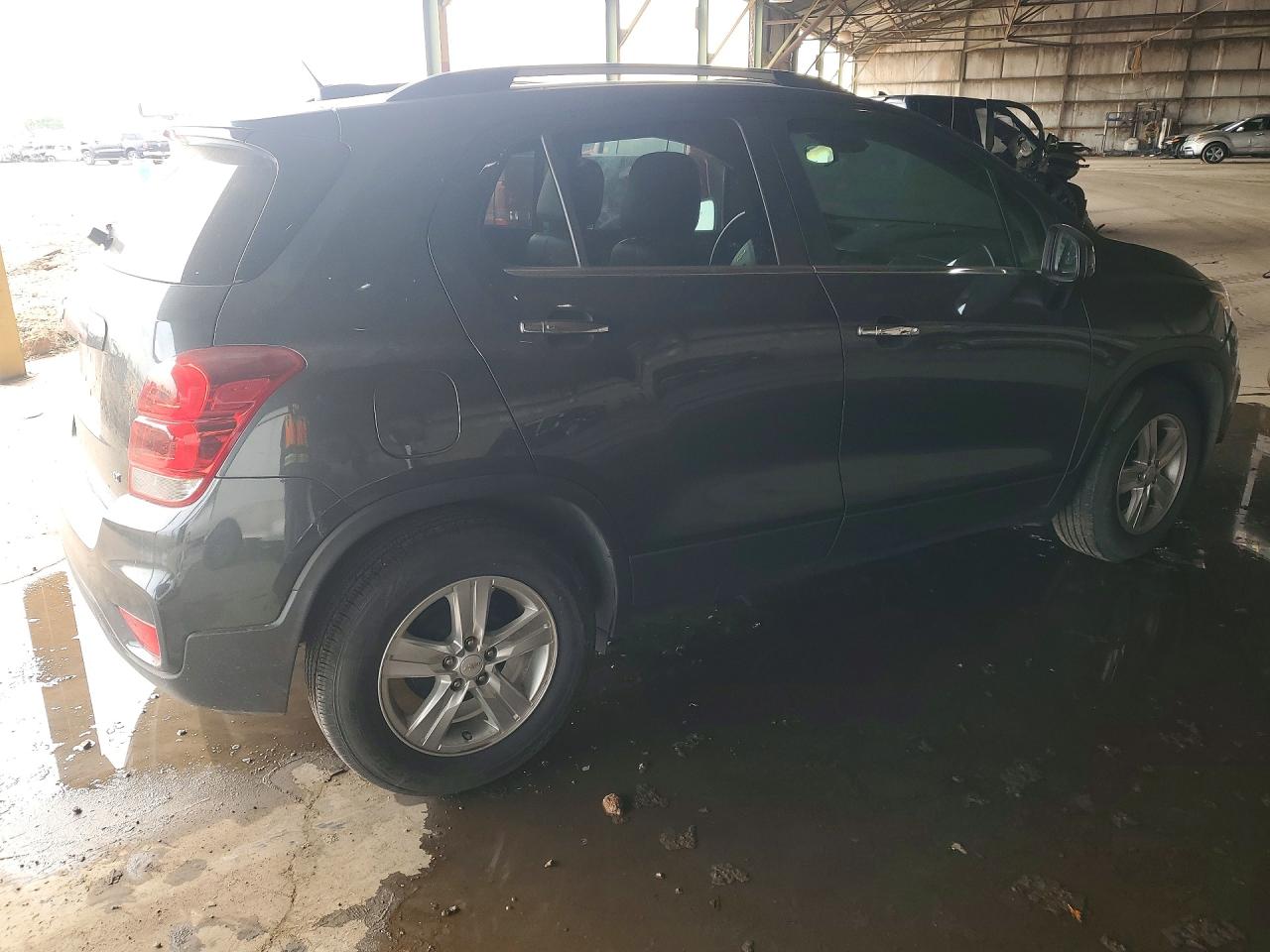 2018 Chevrolet Trax VIN KL7CJLSB3JB710295 photo 3