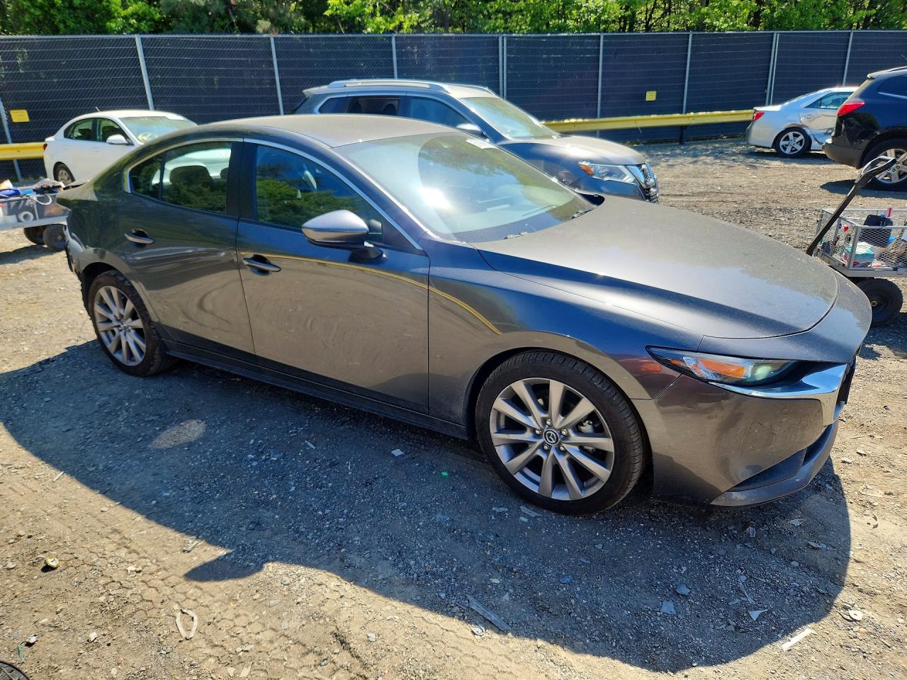 2022 Mazda 3 VIN JM1BPABLXN1501691 photo 4