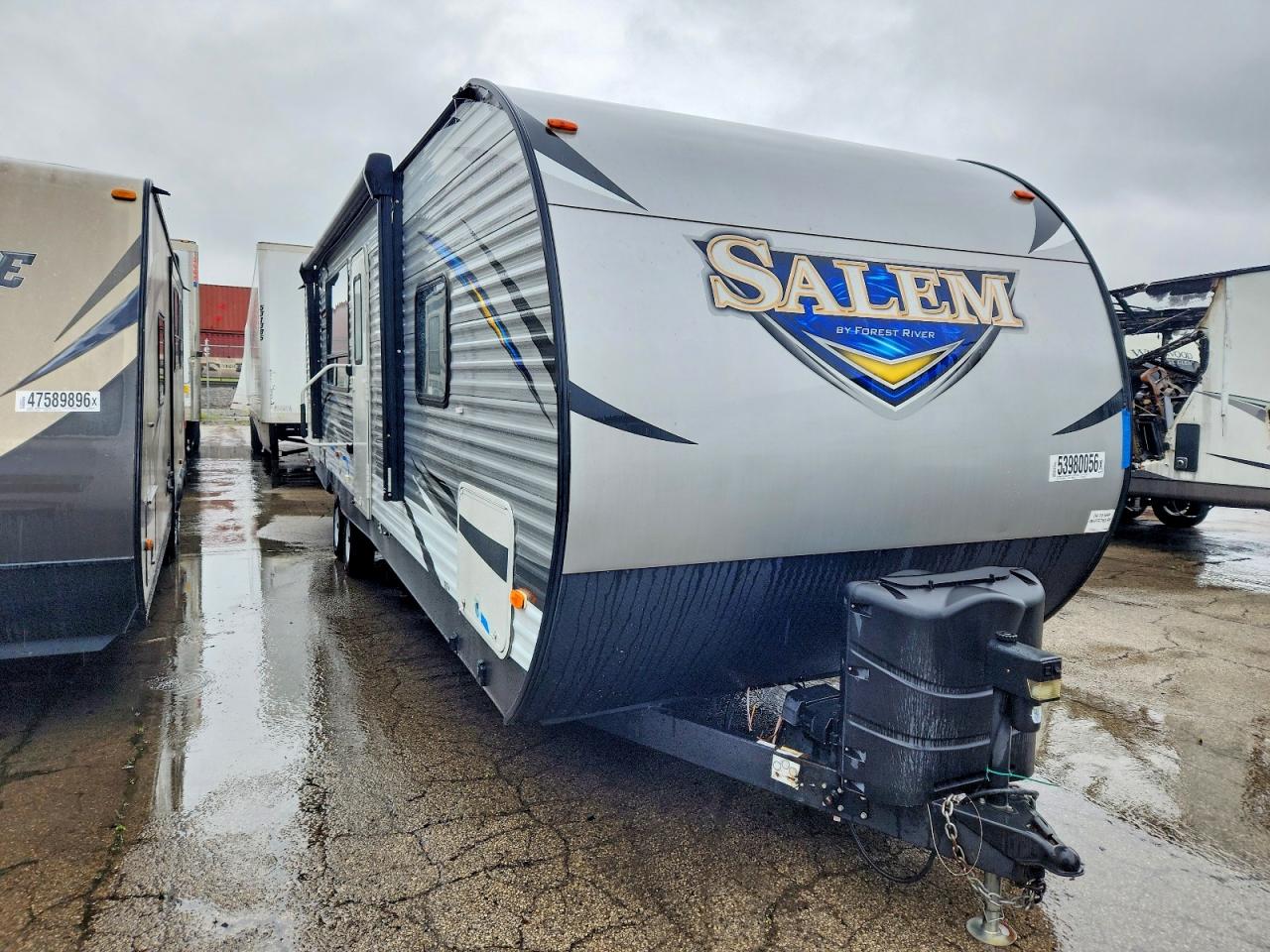2018 SALEM Travel tra VIN 4X4TSMC2XJA322632 photo 1