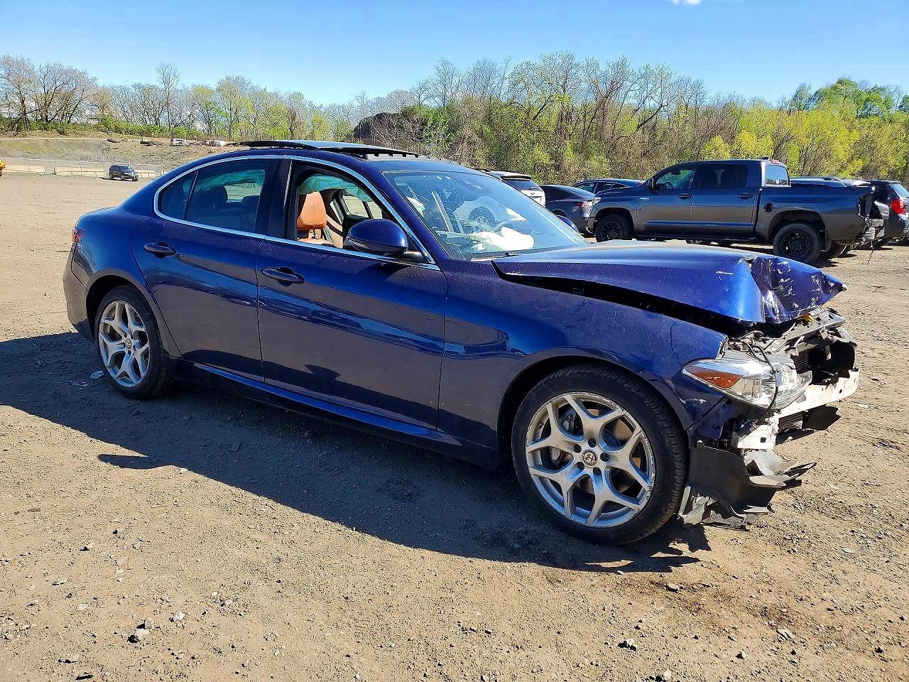 2019 Alfa Giulia VIN ZARFANBN0K7622062 photo 4