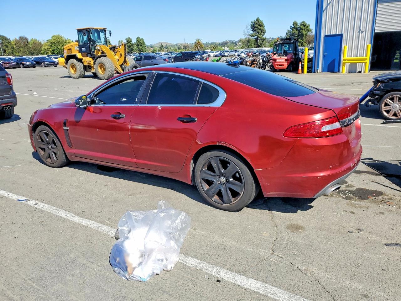 2010 JAGUAR Xf VIN SAJWA0FA6AHR55722 photo 2