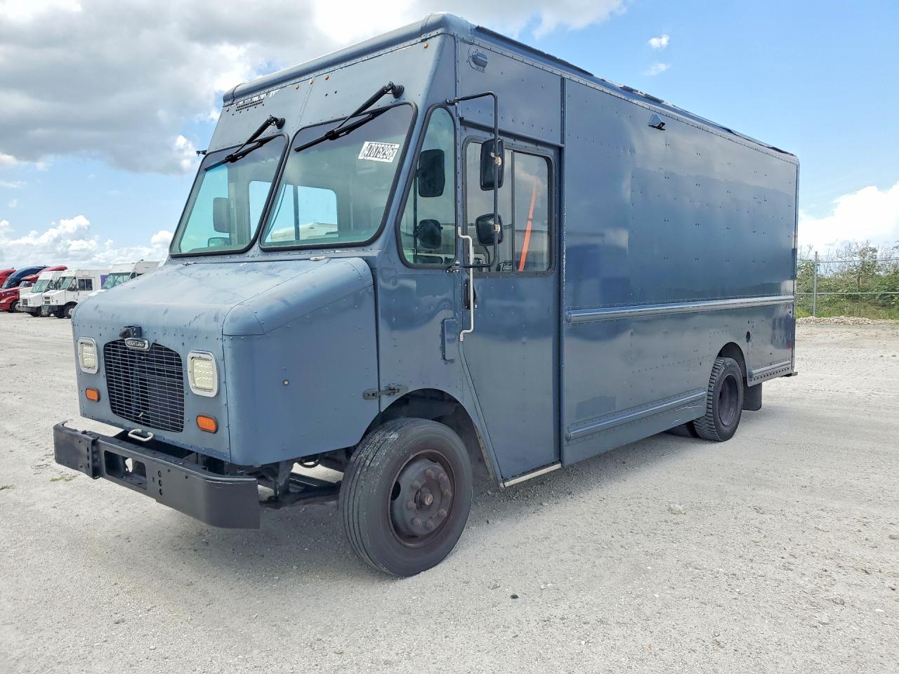 2020 FREIGHTLINER All other VIN 4UZAC2EA3LCMK0231 photo 1