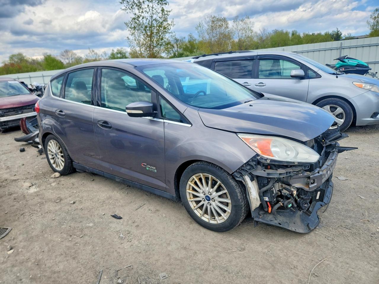 2014 Ford Cmax VIN 1FADP5CU7EL518451 photo 4