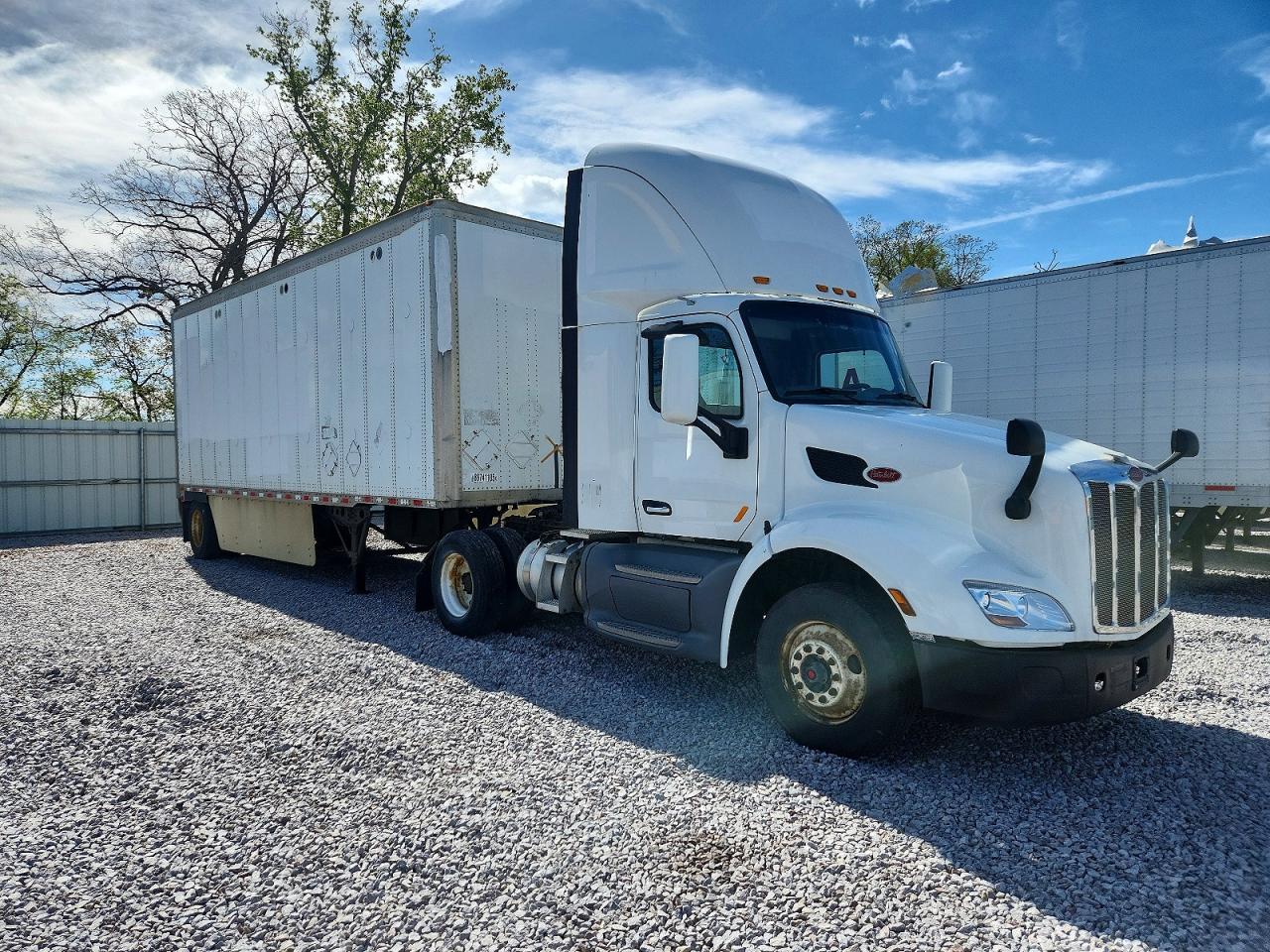 2017 PETERBILT All other VIN 1XPBA48XXHD429003 photo 1