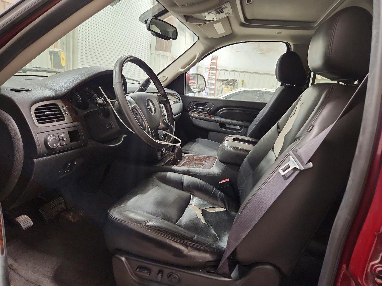 2011 GMC Yukon VIN 1GKS2EEF6BR140599 photo 7