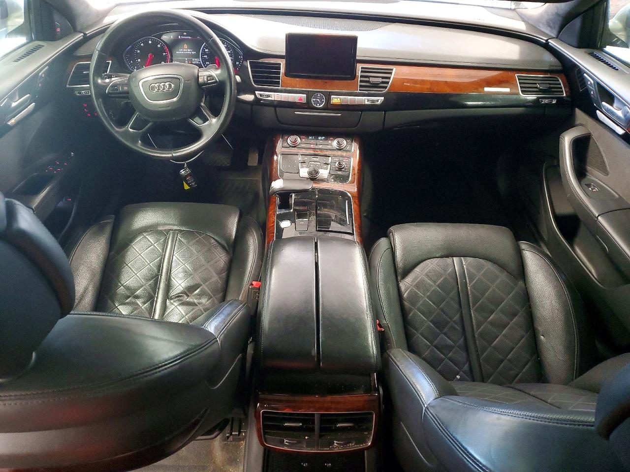 2013 Audi A8 VIN WAURGAFD4DN000897 photo 8