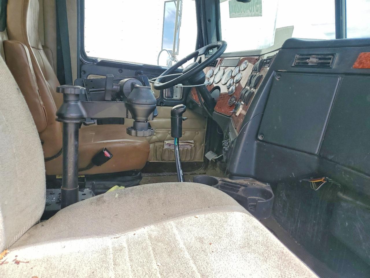 2008 WESTERN All models VIN 5KKMAECK48PAB0863 photo 5