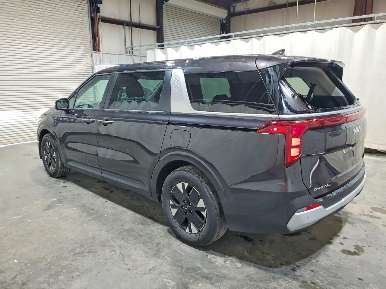 2026 Kia All other VIN KNDNB5KA1T6130289 photo 2