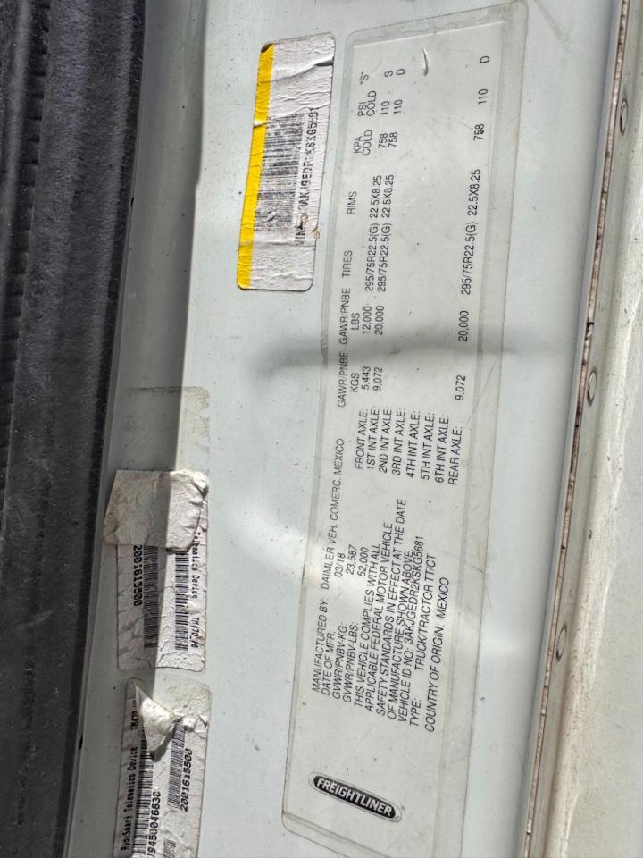 2019 FREIGHTLINER All other VIN 3AKJGEDR2KSKG5681 photo 10