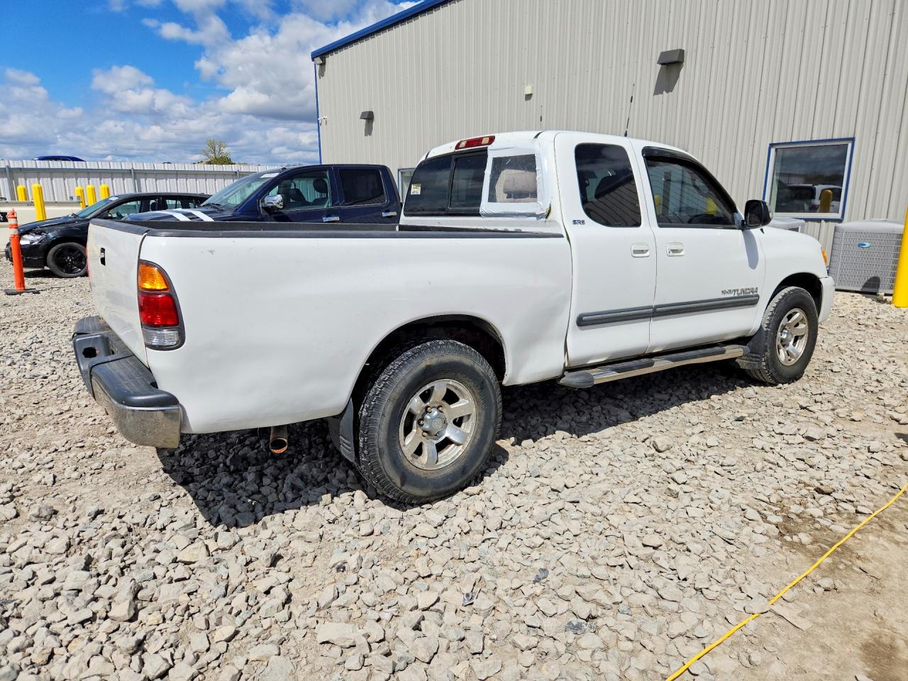 2003 Toyota Tundra VIN 5TBRT34153S366839 photo 3