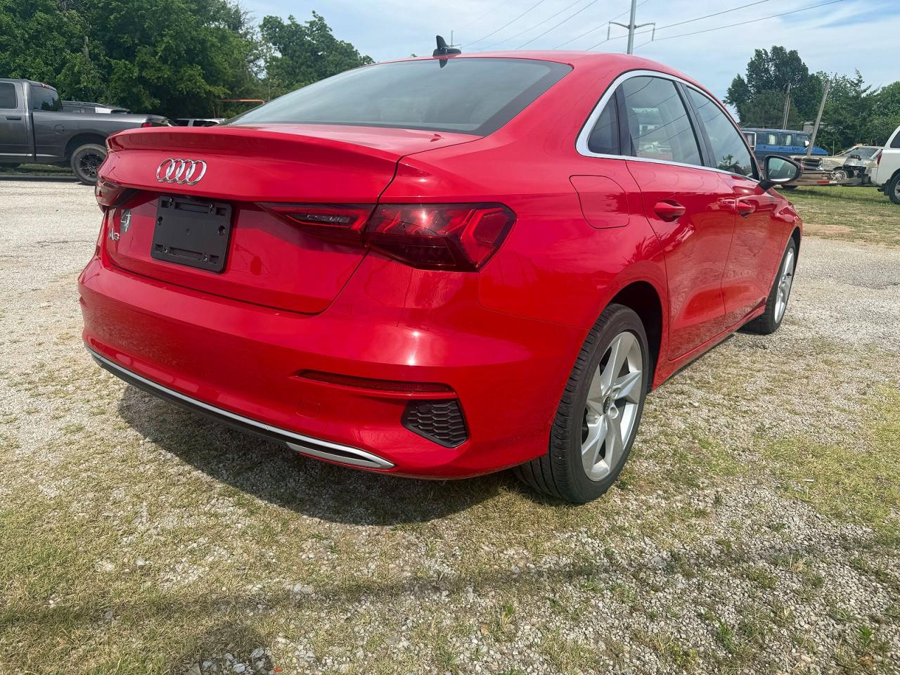2022 Audi A3 VIN WAUAUDGY8NA038487 photo 4