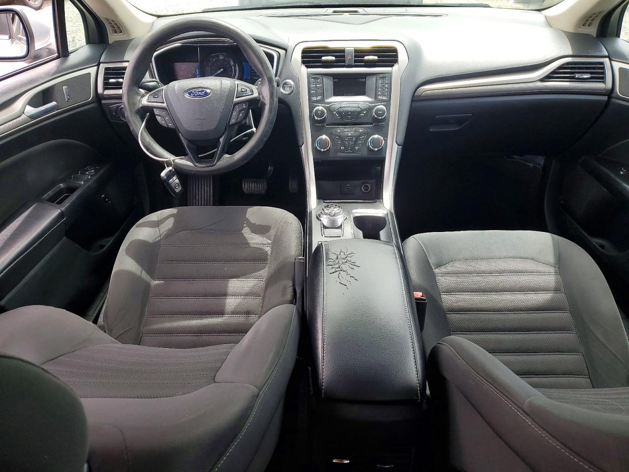 2017 Ford Fusion VIN 3FA6P0LU9HR288056 photo 8