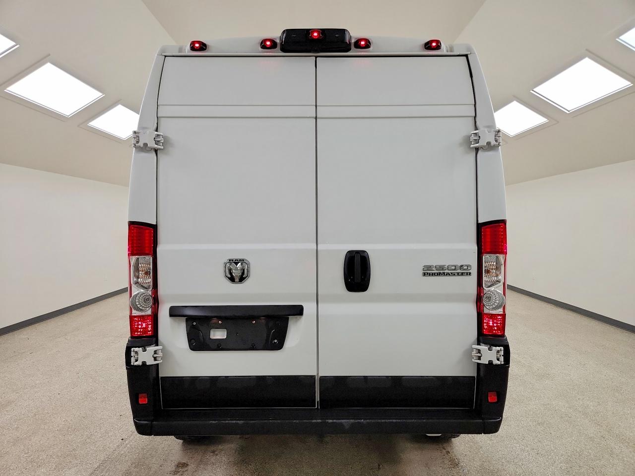 2025 Ram Promaster VIN 3C6LRVDGXSE514107 photo 6