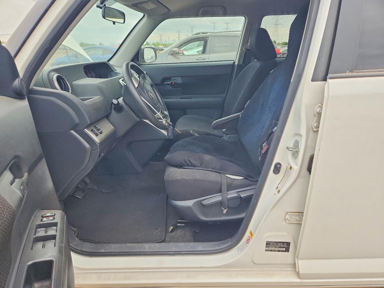2009 Toyota Scion VIN JTLKE50E491088663 photo 7