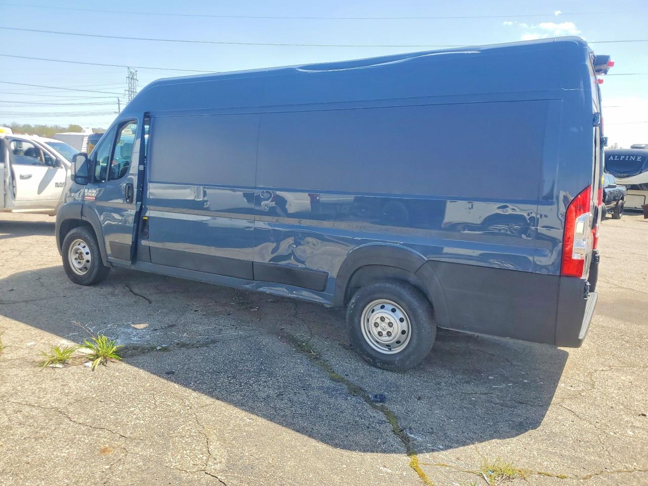 2019 Ram Promaster VIN 3C6URVJG0KE543768 photo 2