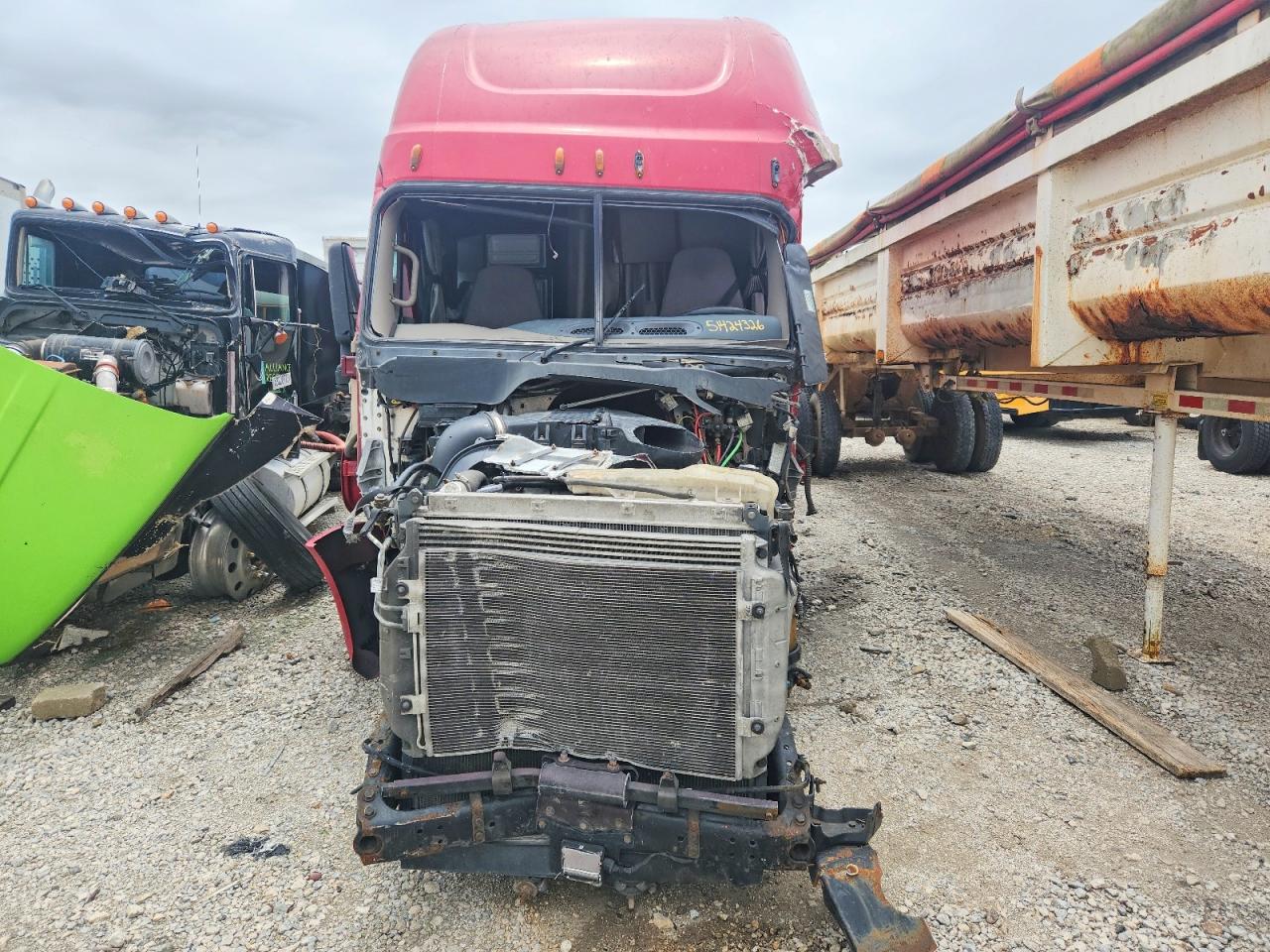 2018 FREIGHTLINER All other VIN 3AKJGLDR6JSHM6155 photo 9