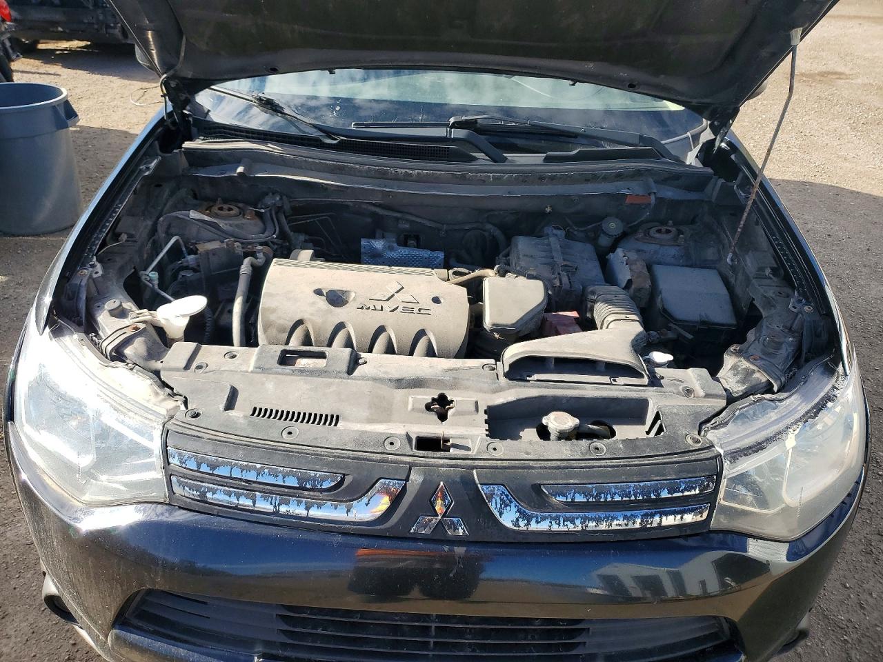 2014 Mitsubishi Outlander VIN JA4AD2A33EZ606032 photo 12