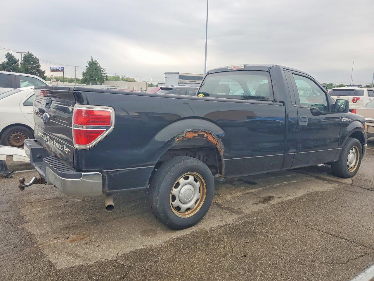 2010 Ford F150 VIN 1FTMF1CW5AKA20594 photo 3