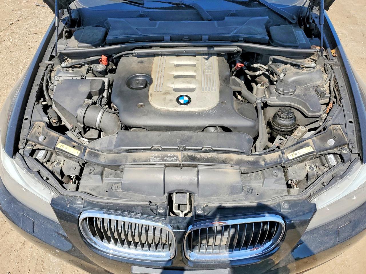 2010 BMW 3 series VIN WBAPN7C56AA778120 photo 11