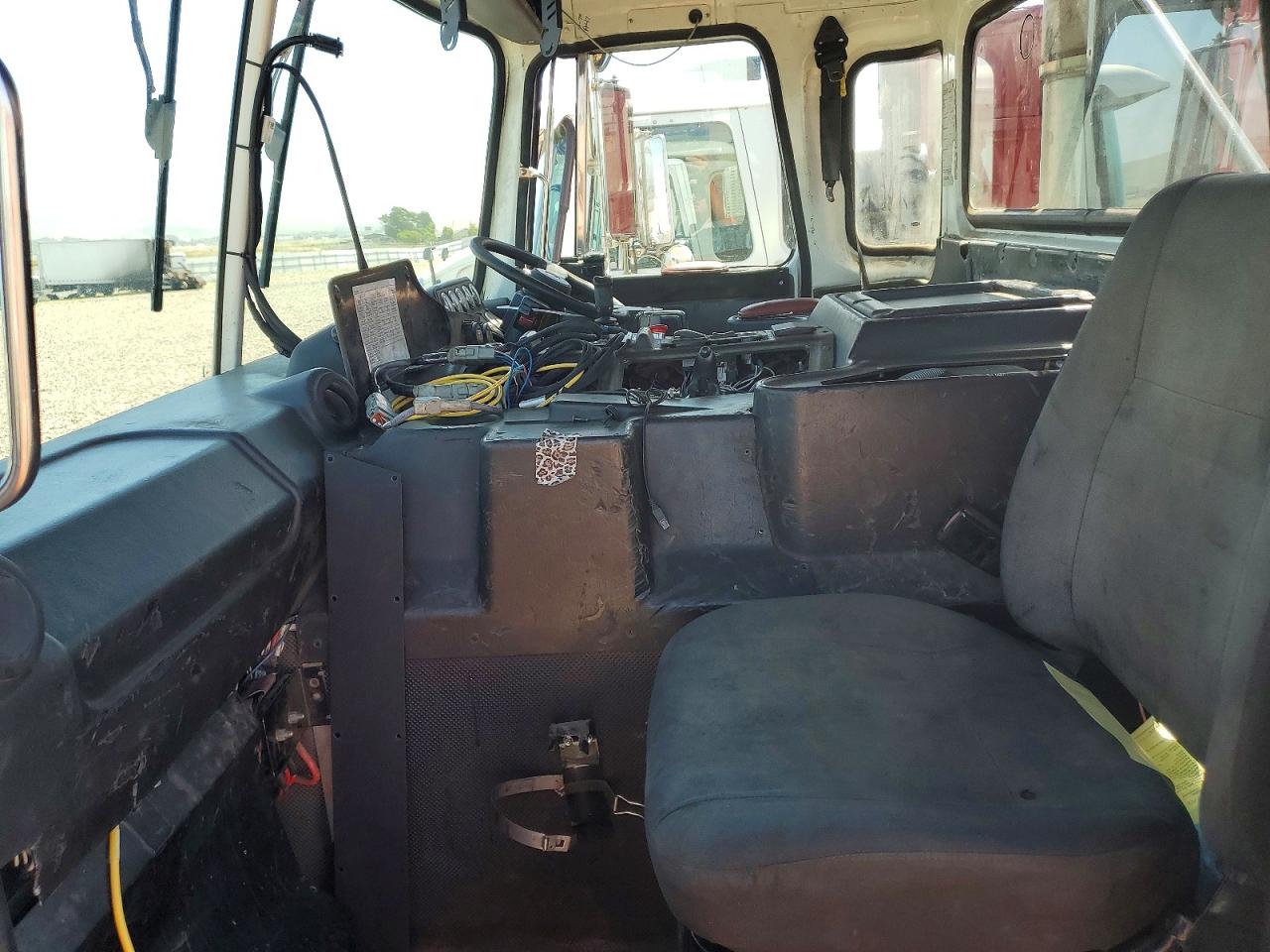 2009 AUTOCAR All models VIN 5VCACRHE19H208129 photo 6