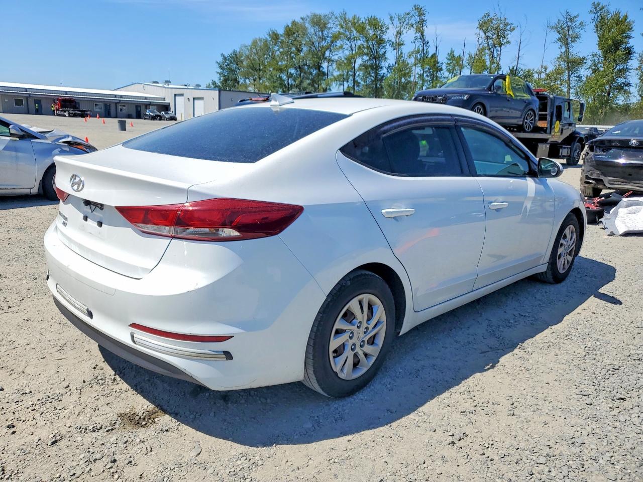 2017 Hyundai Elantra VIN 5NPD74LF9HH092518 photo 3