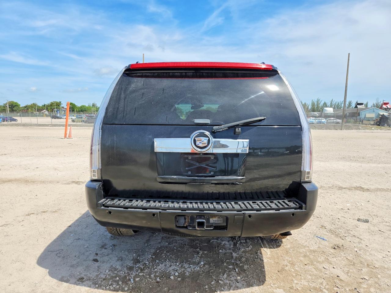 2008 Cadillac Escalade VIN 1GYFK63828R274181 photo 6