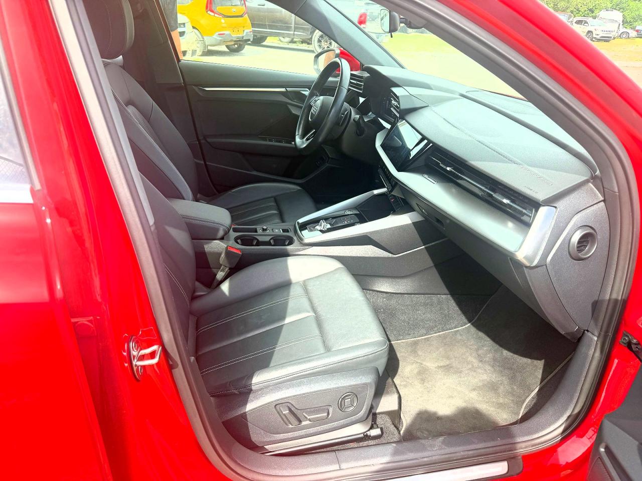 2022 Audi A3 VIN WAUAUDGY8NA038487 photo 5