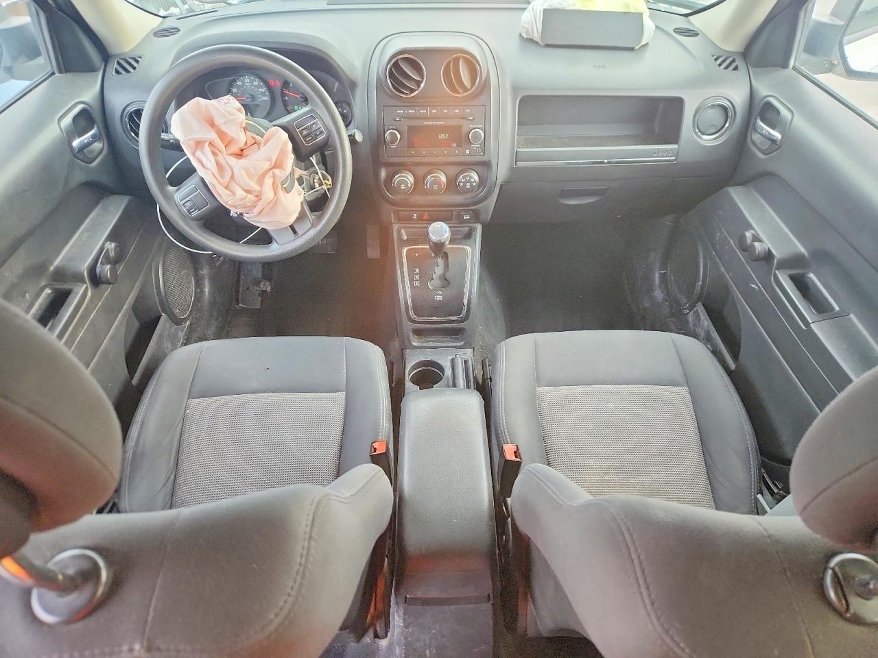2012 Jeep Patriot VIN 1C4NJPBA6CD551063 photo 8
