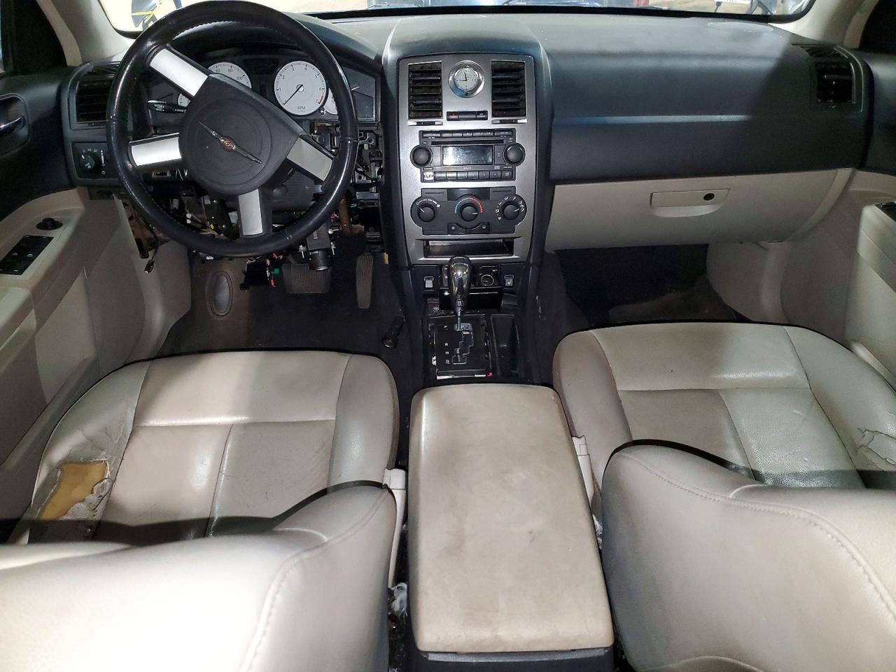 2006 Chrysler 300 VIN 2C3KK53G26H423180 photo 8