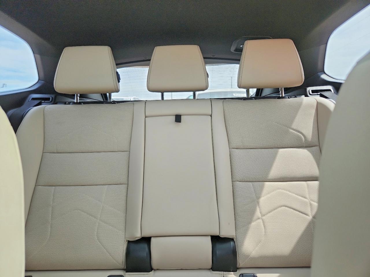 2024 BMW X1 VIN WBX73EF0XR5Y84297 photo 10