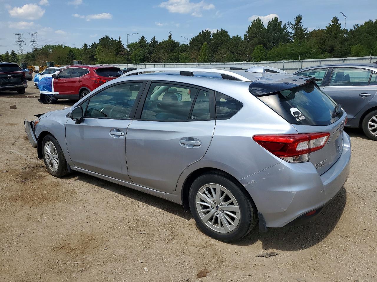 2018 SUBARU Impreza VIN 4S3GTAD67J3723967 photo 2