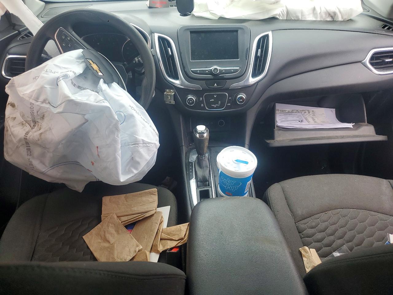 2019 Chev Equinox VIN 3GNAXKEV0KS513526 photo 8