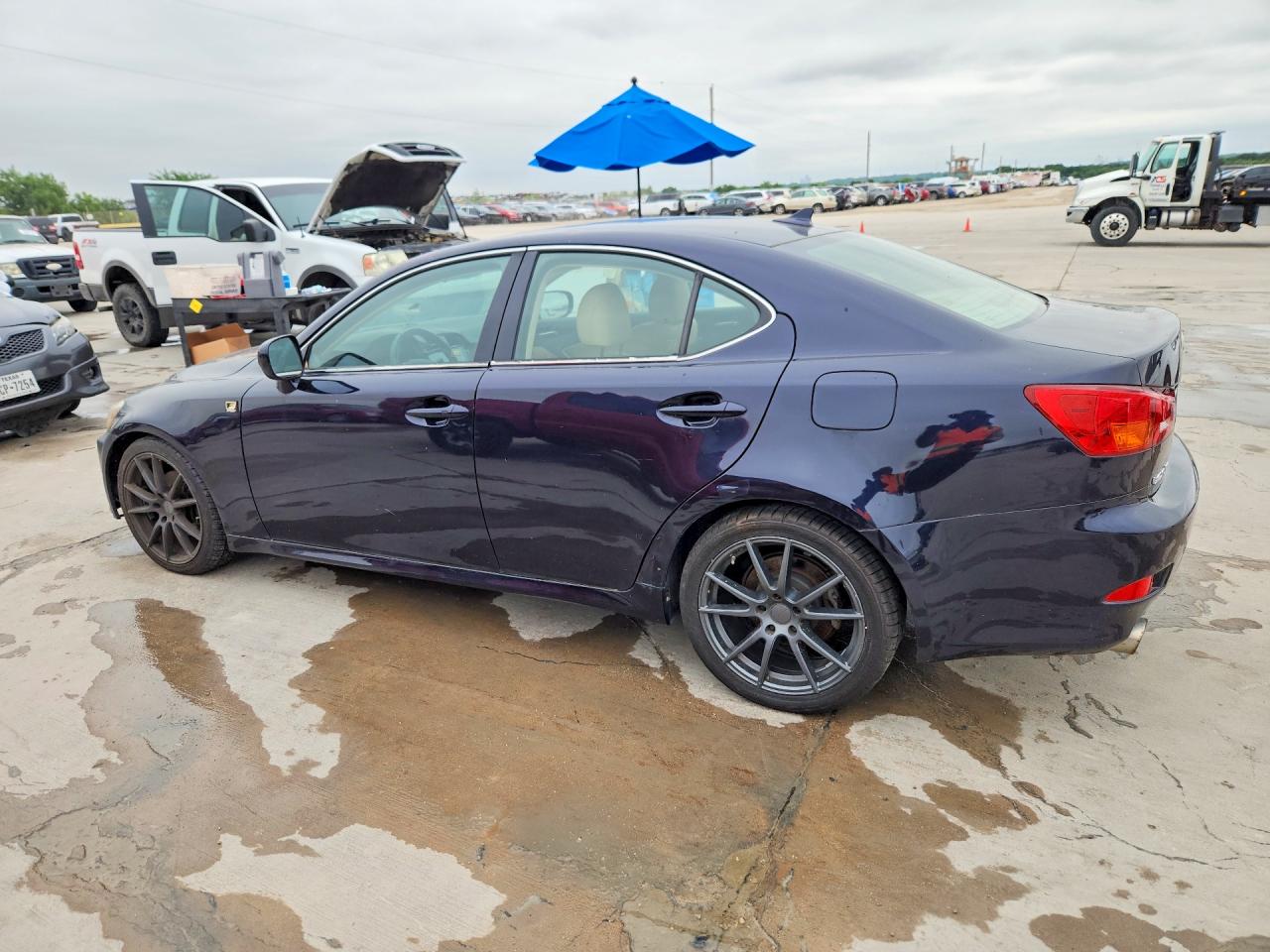 2007 Lexus Is VIN JTHBK262472047715 photo 2