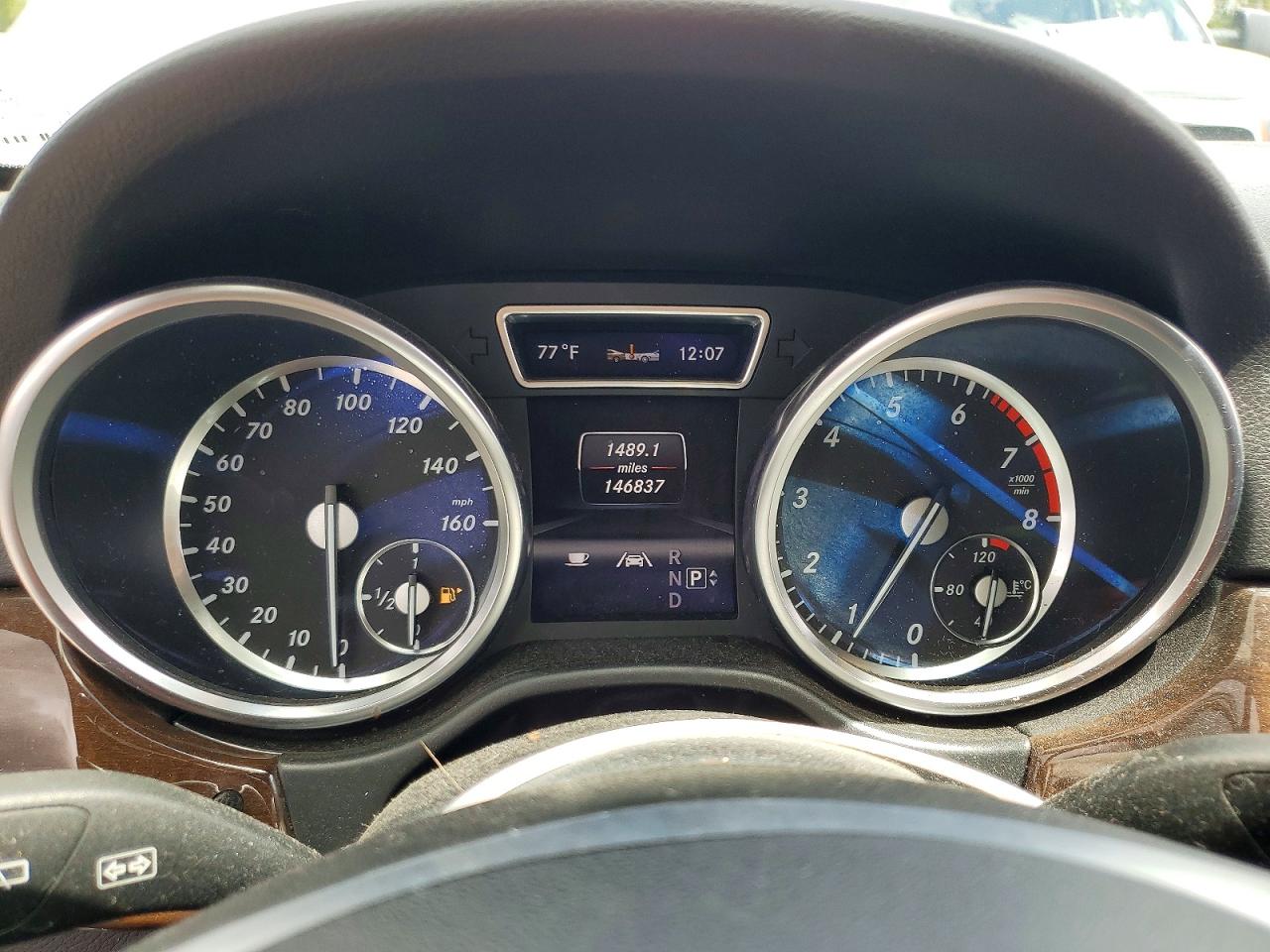 2013 Mercedes-Benz M-class VIN 4JGDA5HB0DA137064 photo 9