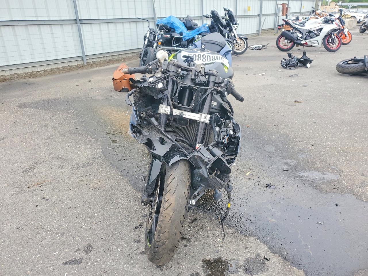 2023 Kawasaki Ninja 600 VIN JKBZXJH14PA017576 photo 2