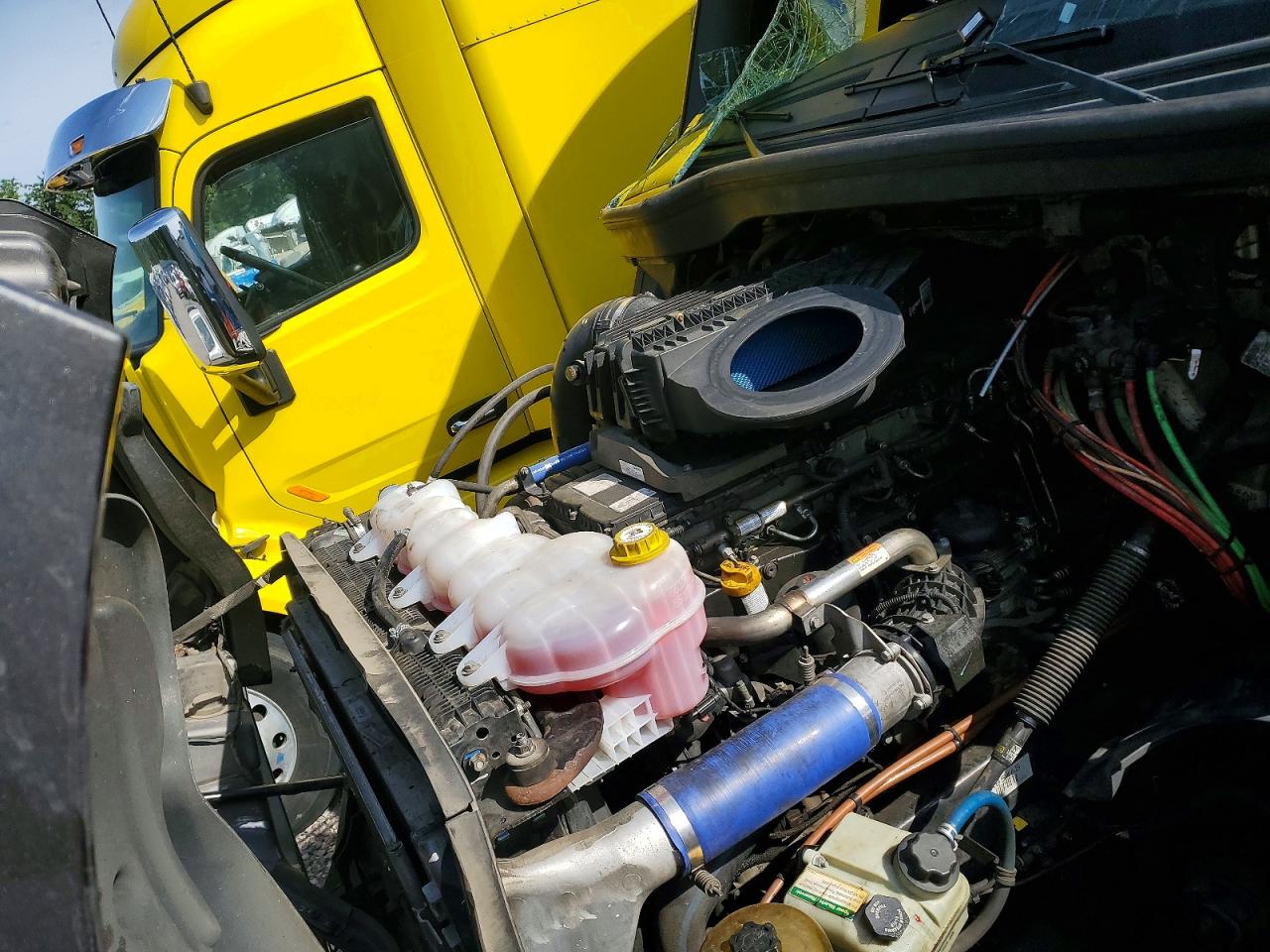 2019 FREIGHTLINER All other VIN 3AKJHHDR1KSKB5465 photo 7