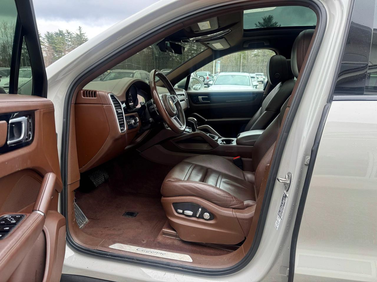 2021 Porsche Cayenne VIN WP1BA2AY1MDA41241 photo 8