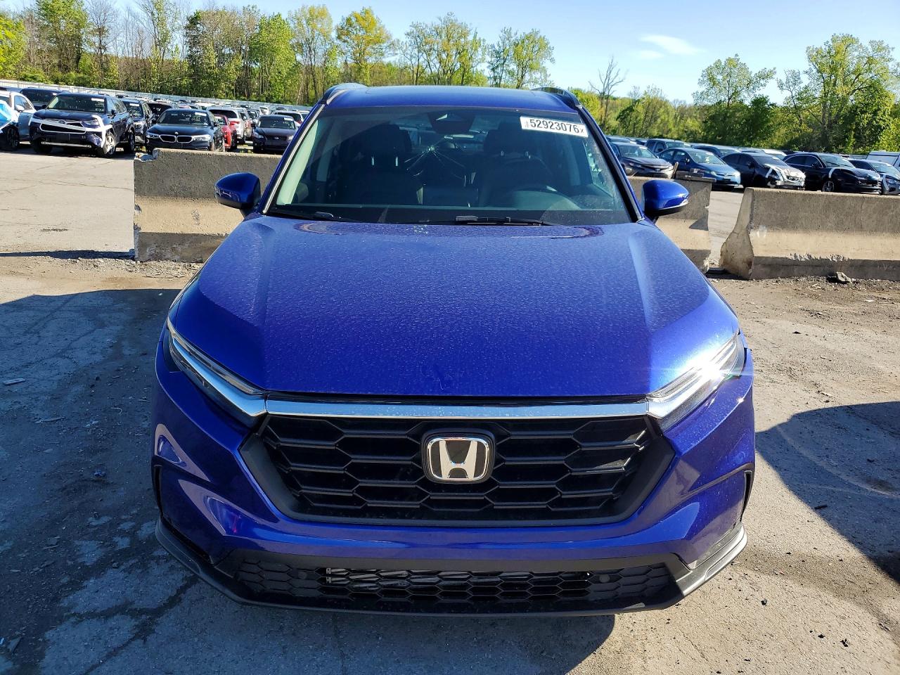 2023 Honda Crv VIN 2HKRS4H76PH434818 photo 5