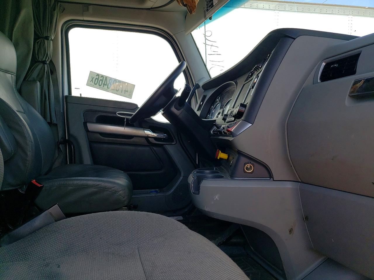 2020 KENWORTH All other VIN 1XKYDP9XXLJ311146 photo 5