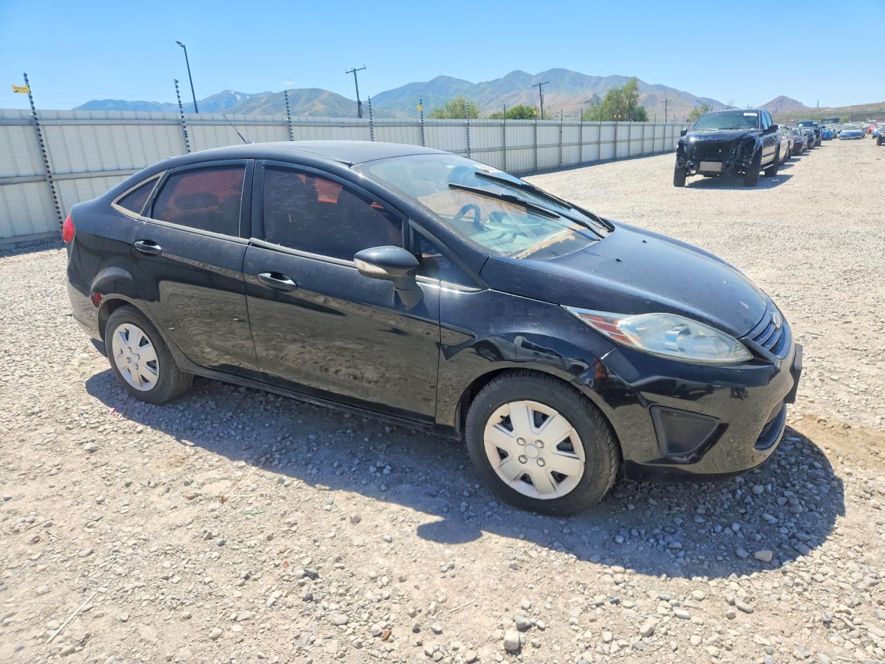 2013 Ford Fiesta VIN 3FADP4BJ4DM227615 photo 4