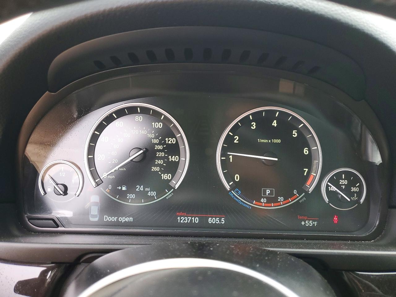2016 BMW 5 series VIN WBA5B3C59GD549723 photo 9