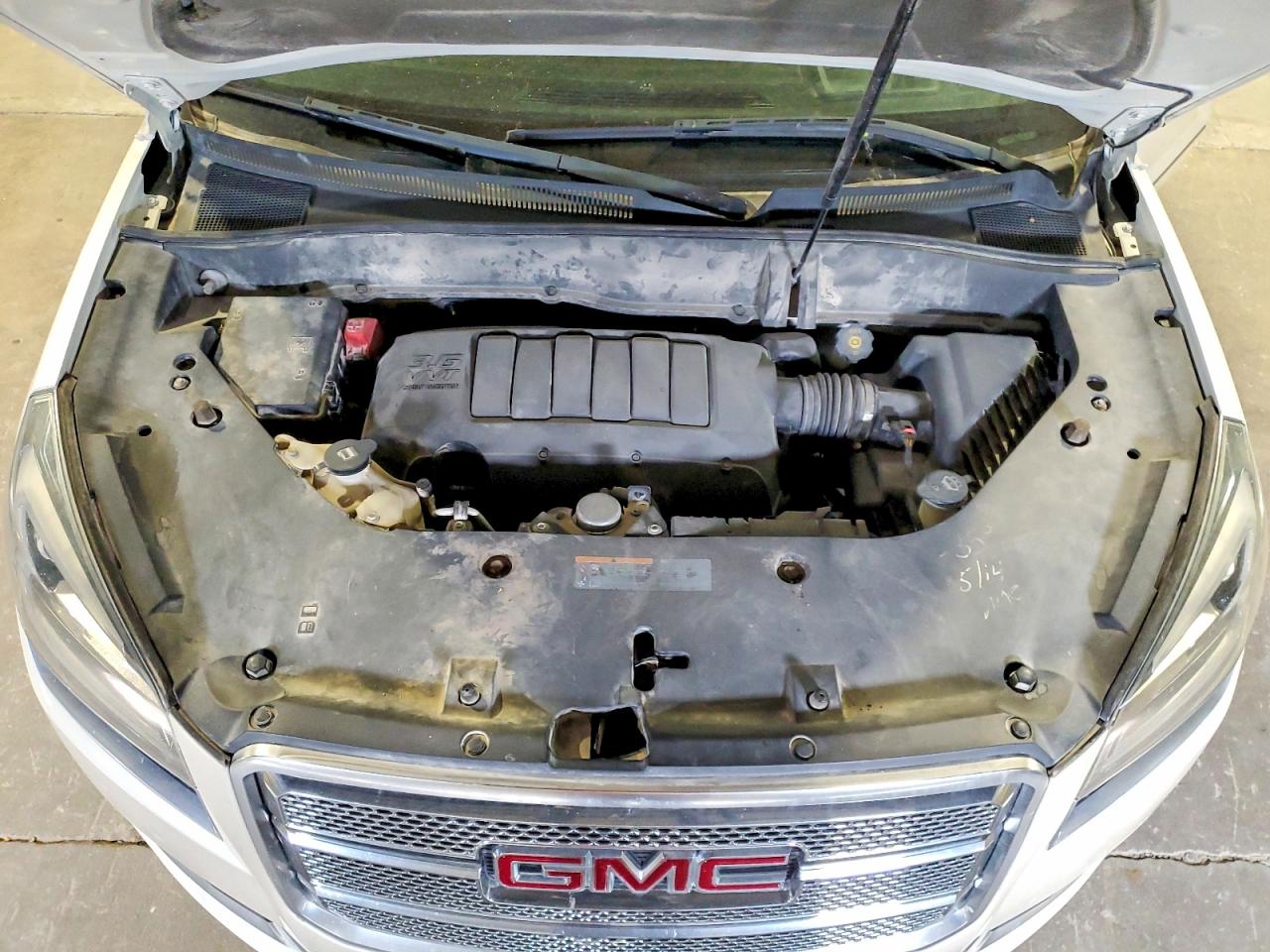 2014 GMC Acadia den VIN 1GKKVTKD4EJ252111 photo 12