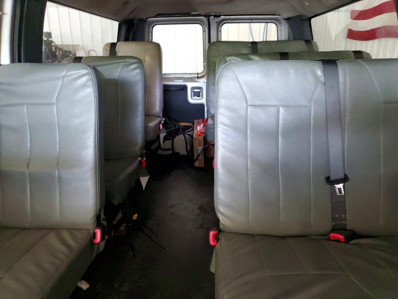2011 Ford Econoline VIN 1FTCE2EL2BDA55381 photo 10