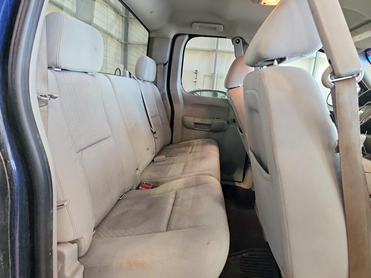 2011 CHEV Silverado VIN 1GCRKSE37BZ269465 photo 10