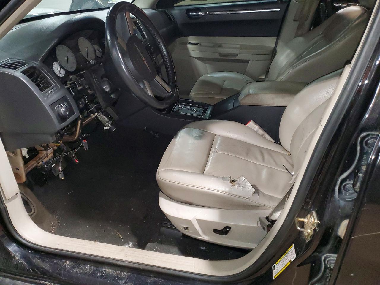 2006 Chrysler 300 VIN 2C3KK53G26H423180 photo 7