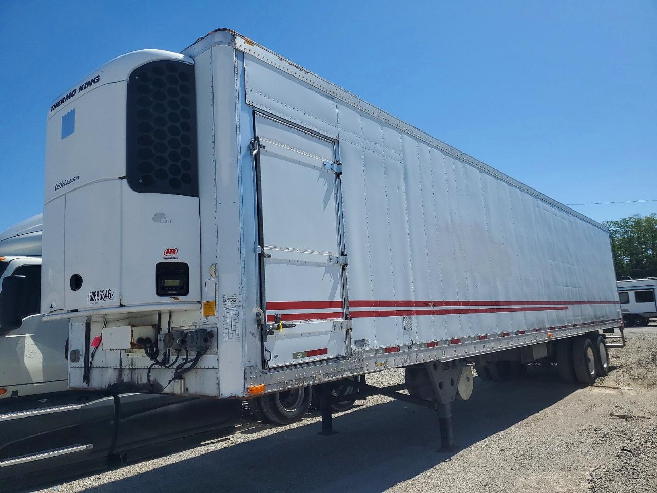 2011 UTILITY All models VIN 1UYVS2484BM063501 photo 2